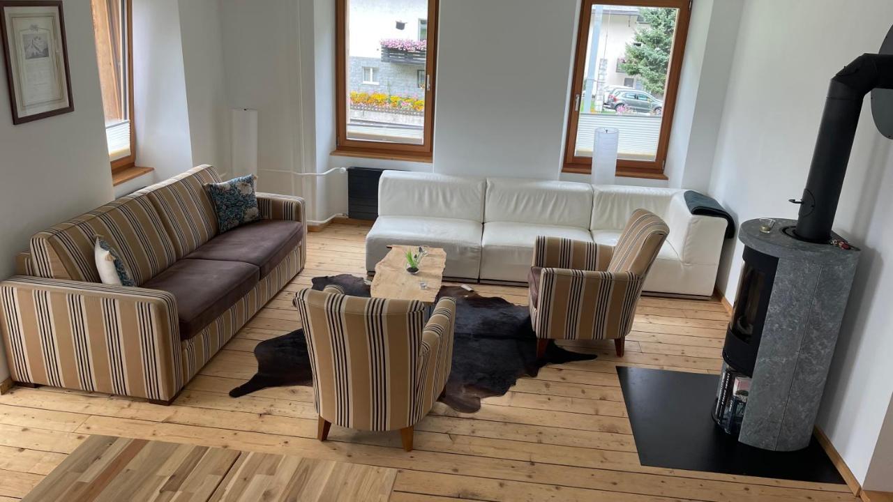 Ferienwohnungen Haus Alte Baeckerei Randa Exterior foto