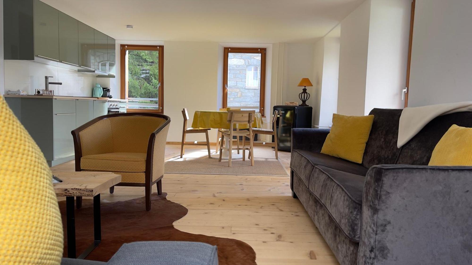 Ferienwohnungen Haus Alte Baeckerei Randa Exterior foto
